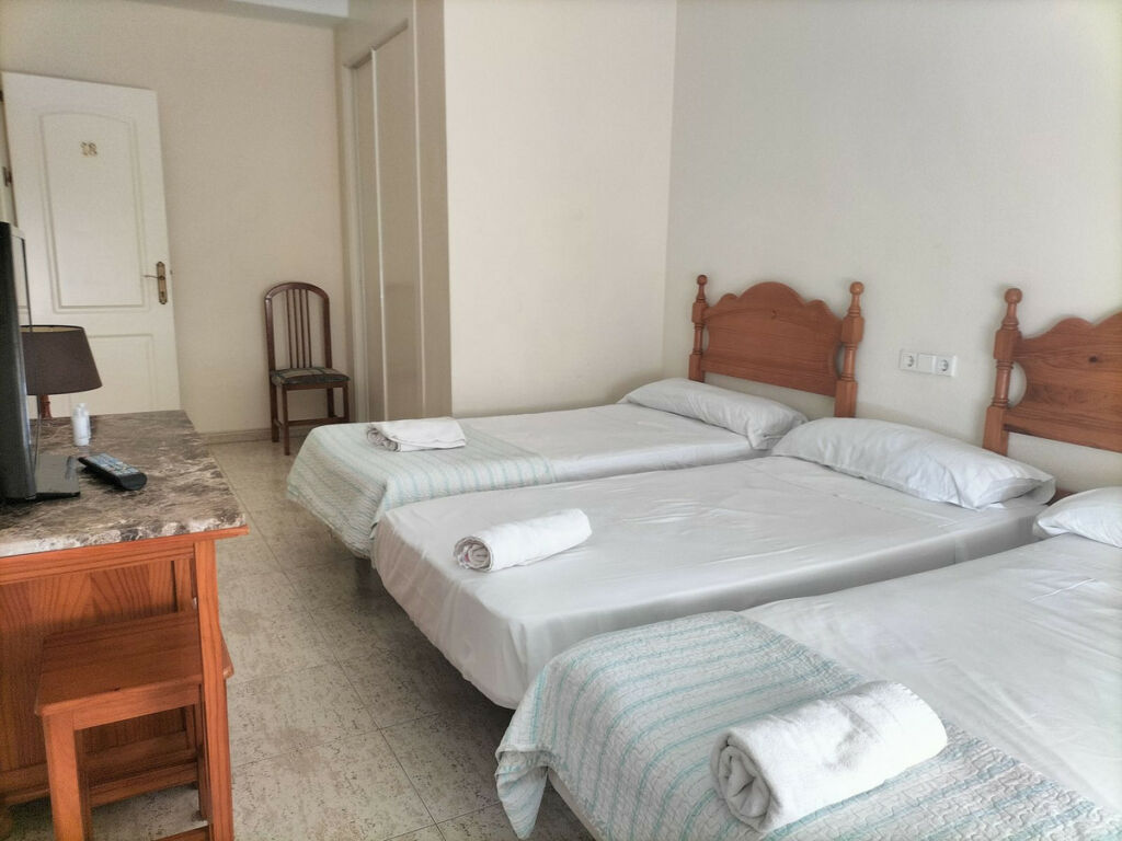 Hostel San Pedro de Alcántara Málaga - image 20