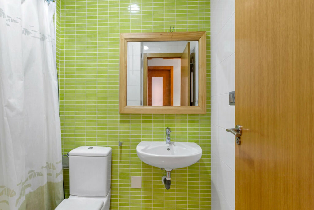 Middle Floor Apartment Torrevieja Alicante - image 23