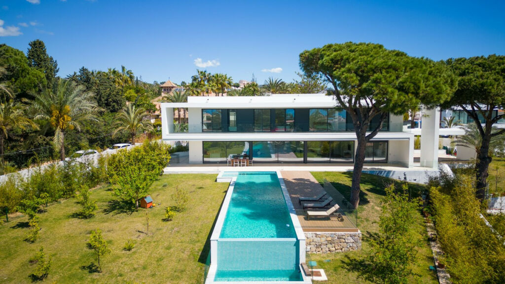 Detached Villa Marbesa Málaga - image 23
