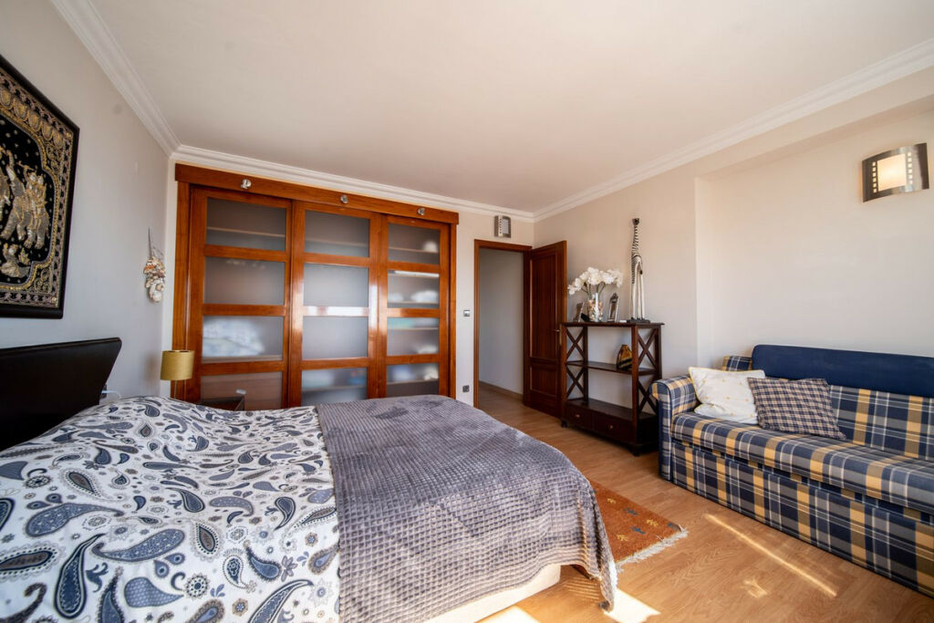 Penthouse Fuengirola Málaga - image 23