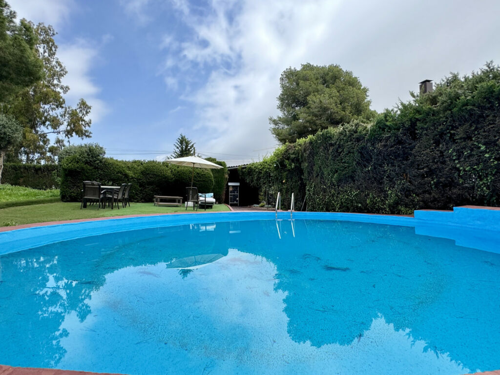 Detached Villa The Golden Mile Málaga - image 23