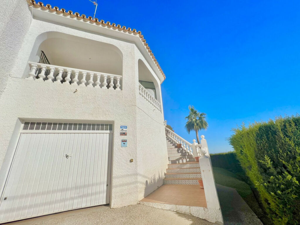 Detached Villa Benalmadena Málaga - image 23