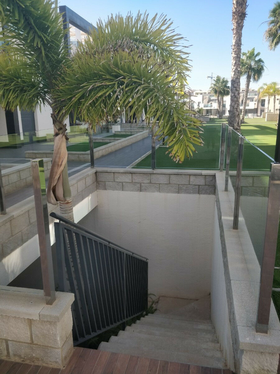 Middle Floor Apartment Guardamar del Segura Alicante - image 36