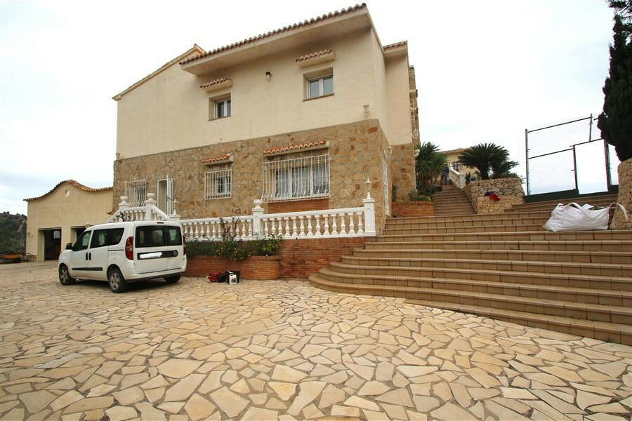 Detached Villa Calpe Alicante - image 23