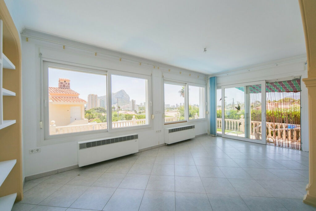 Detached Villa Calpe Alicante - image 24