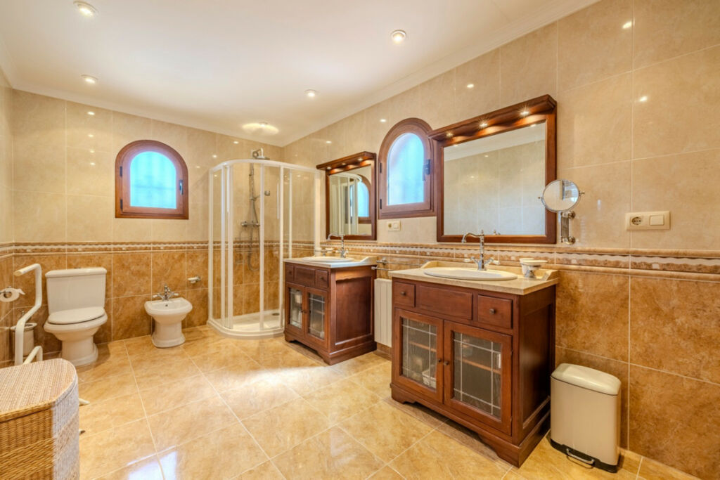 Detached Villa Moraira Alicante - image 24