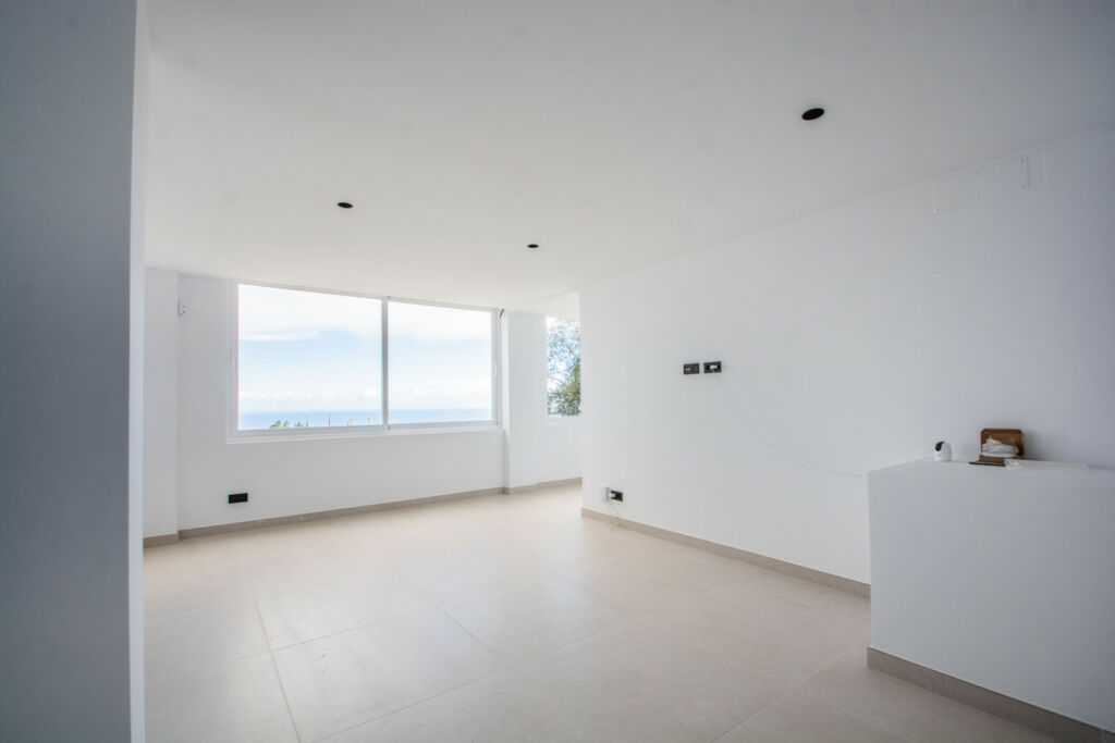 Middle Floor Apartment La Mairena Málaga - image 25