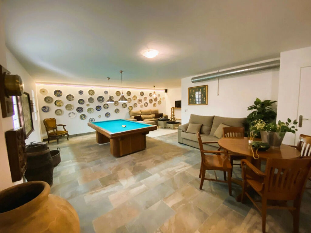 Detached Villa Busot Alicante - image 25