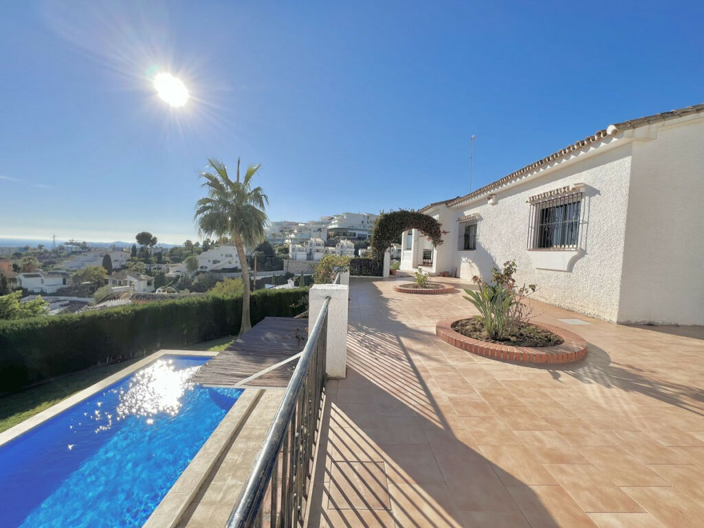 Detached Villa Benalmadena Málaga - image 25
