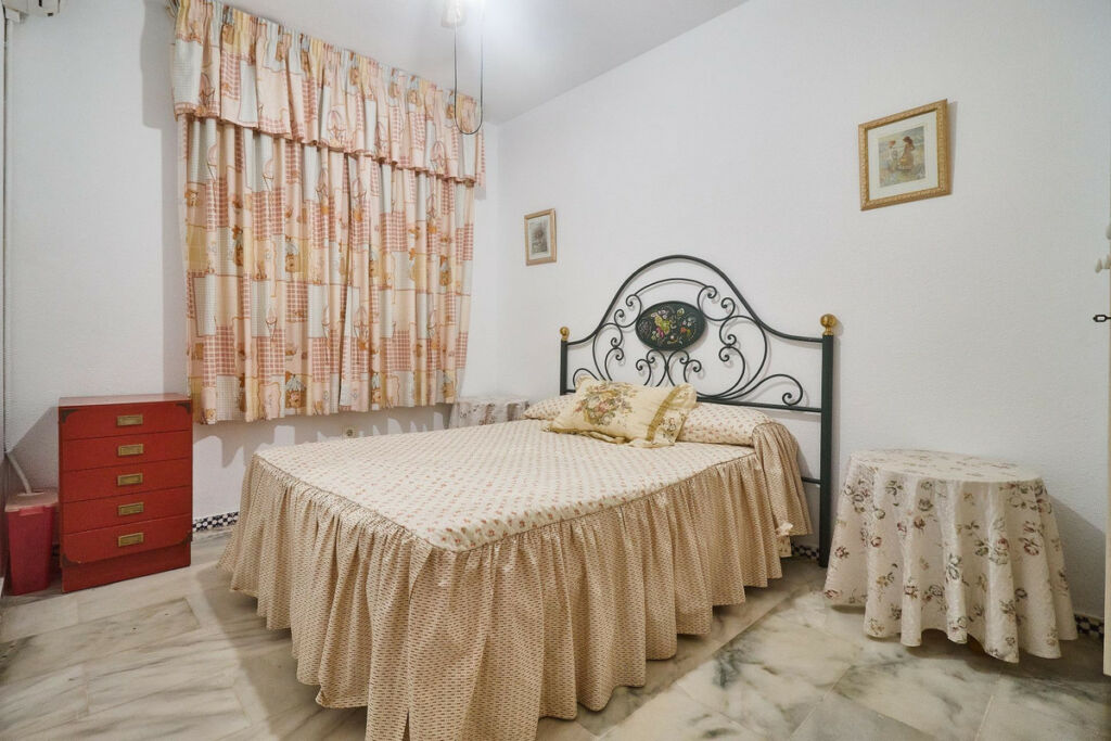 Middle Floor Apartment Fuengirola Málaga - image 26