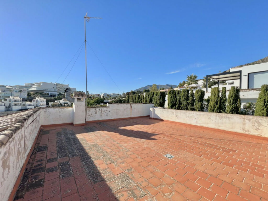 Detached Villa Benalmadena Málaga - image 26