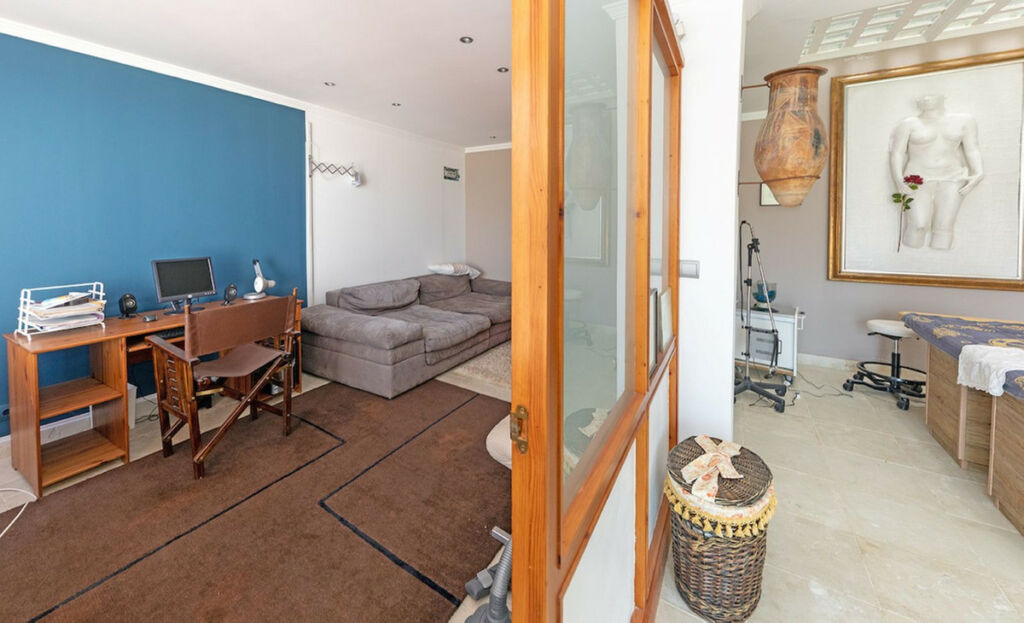 Detached Villa Nueva Andalucía Málaga - image 33