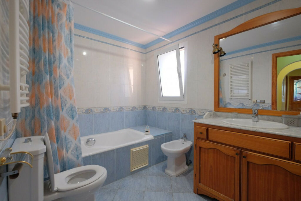 Detached Villa Calpe Alicante - image 27