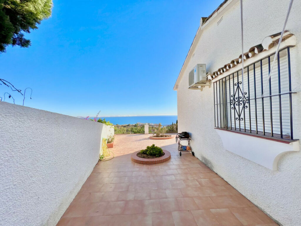 Detached Villa Benalmadena Málaga - image 28