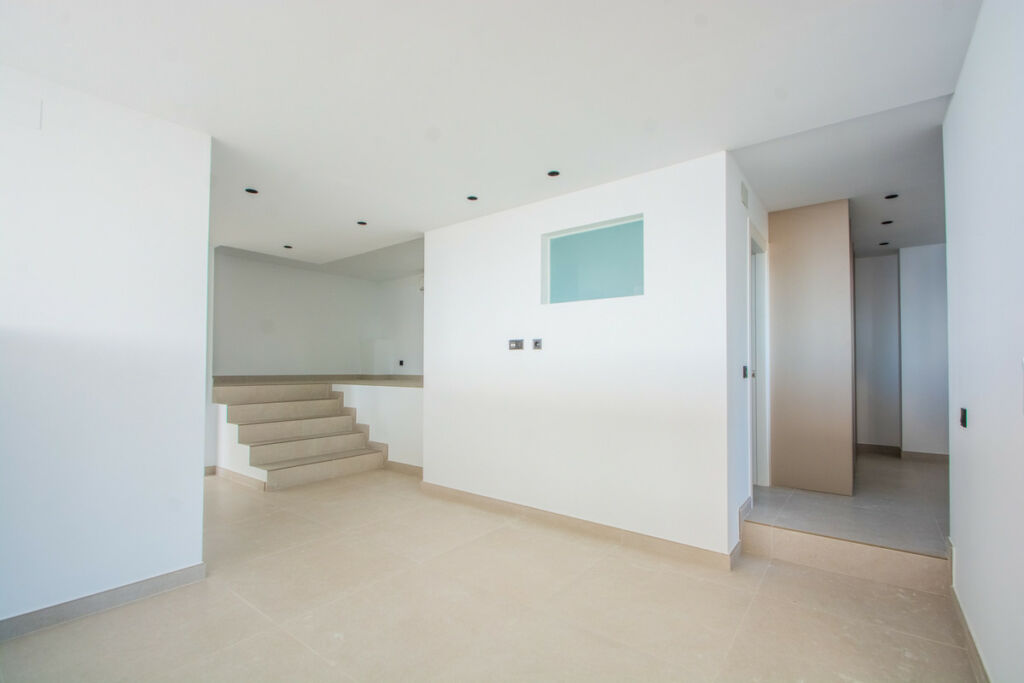 Middle Floor Apartment La Mairena Málaga - image 28