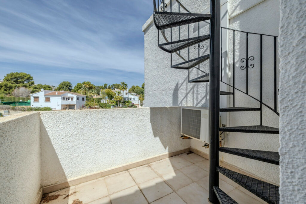 Detached Villa Moraira Alicante - image 28