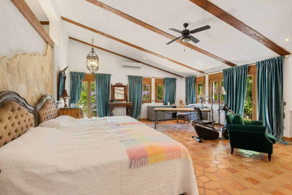 Detached Villa Guadalmina Baja Málaga - image 29