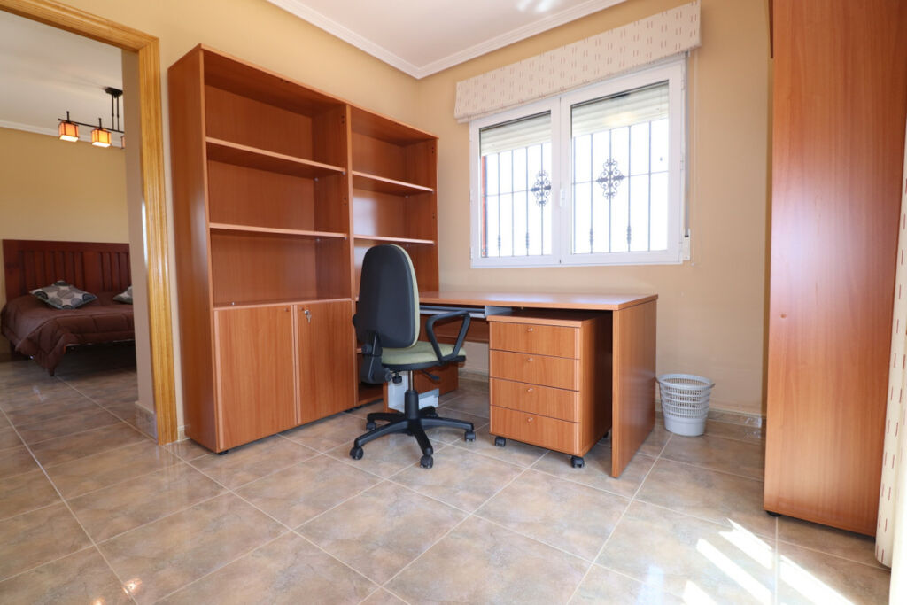 Detached Villa Algorfa Alicante - image 29