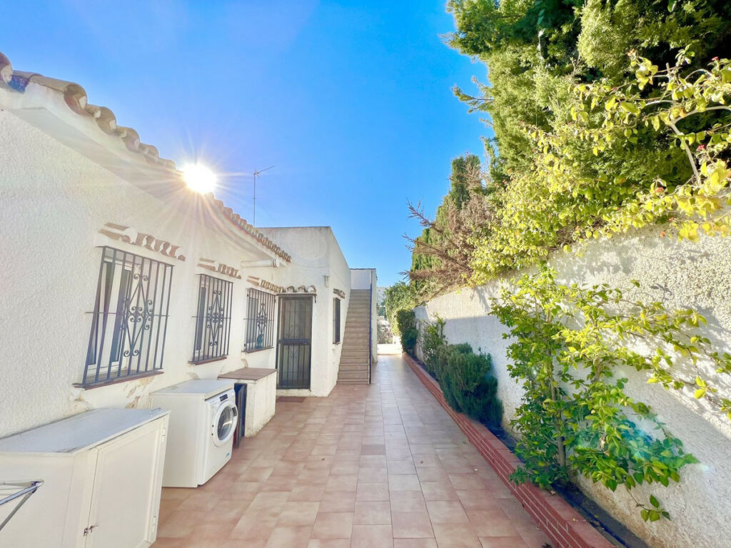 Detached Villa Benalmadena Málaga - image 29