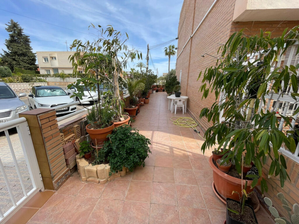 Townhouse Los Alcazares Murcia - image 3