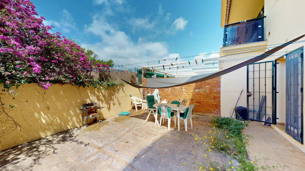 Ground Floor Apartment Torre del Mar Málaga - image 3