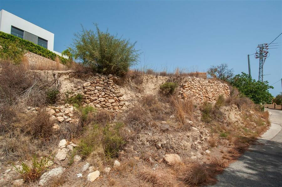 Land Calpe Alicante - image 3