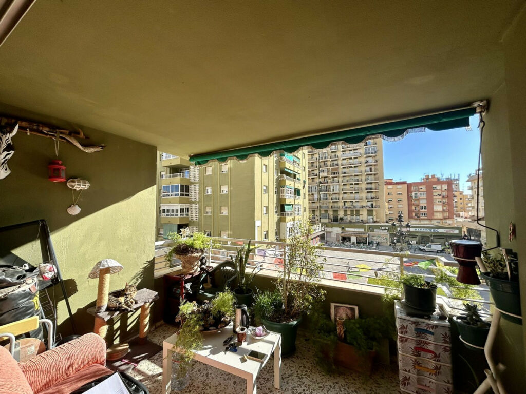 Middle Floor Apartment Torremolinos Centro Málaga - image 11