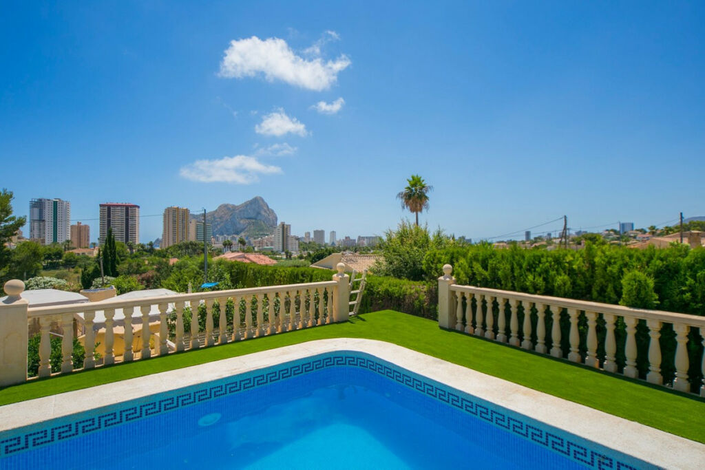 Detached Villa Calpe Alicante - image 3