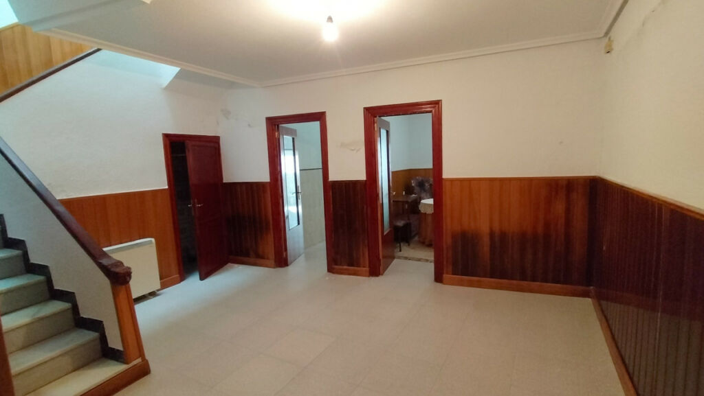 Townhouse Sax Alicante - image 3