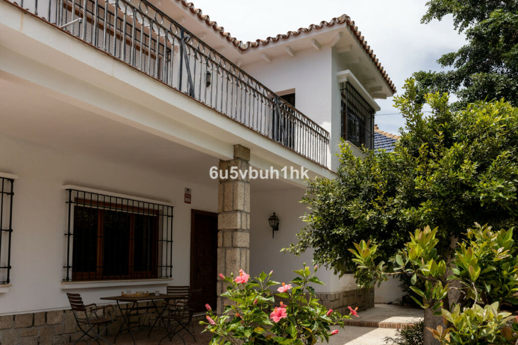 Detached Villa Málaga Málaga - image 3