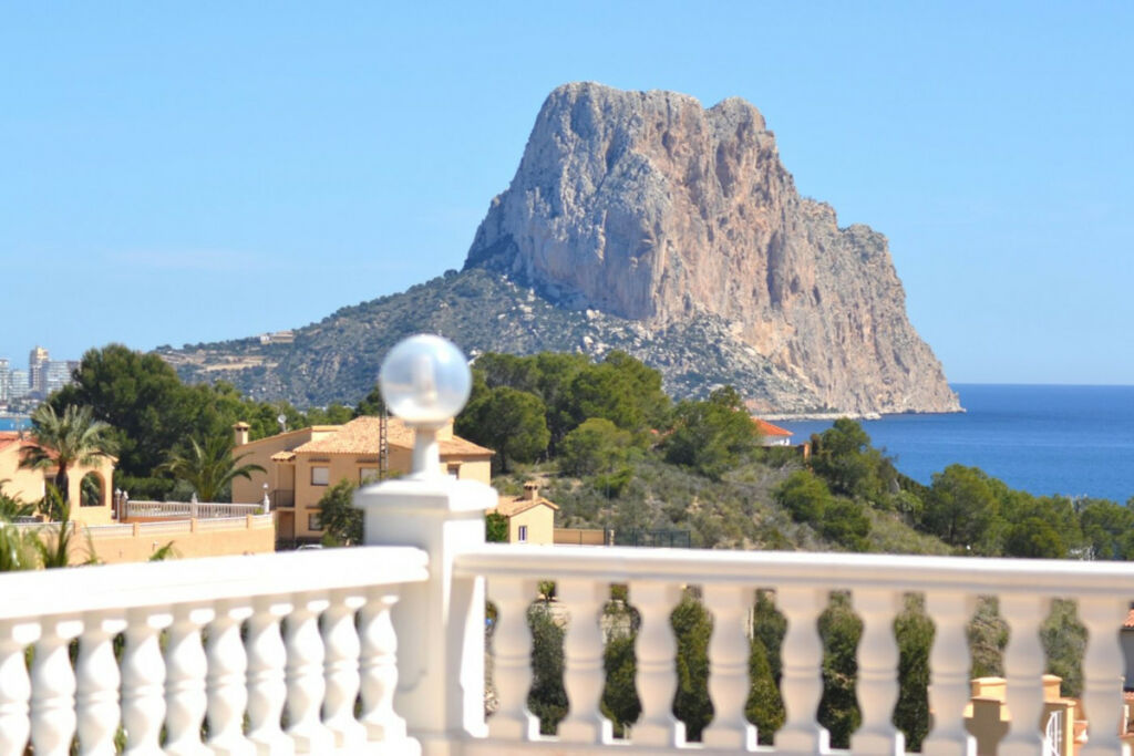 Detached Villa Calpe Alicante - image 3