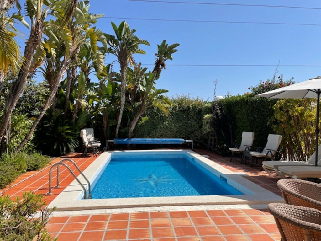 Detached Villa Nerja Málaga - image 3