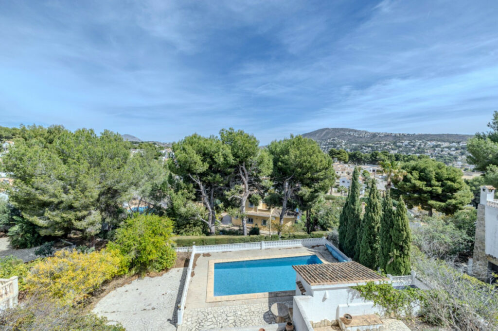 Detached Villa Moraira Alicante - image 3