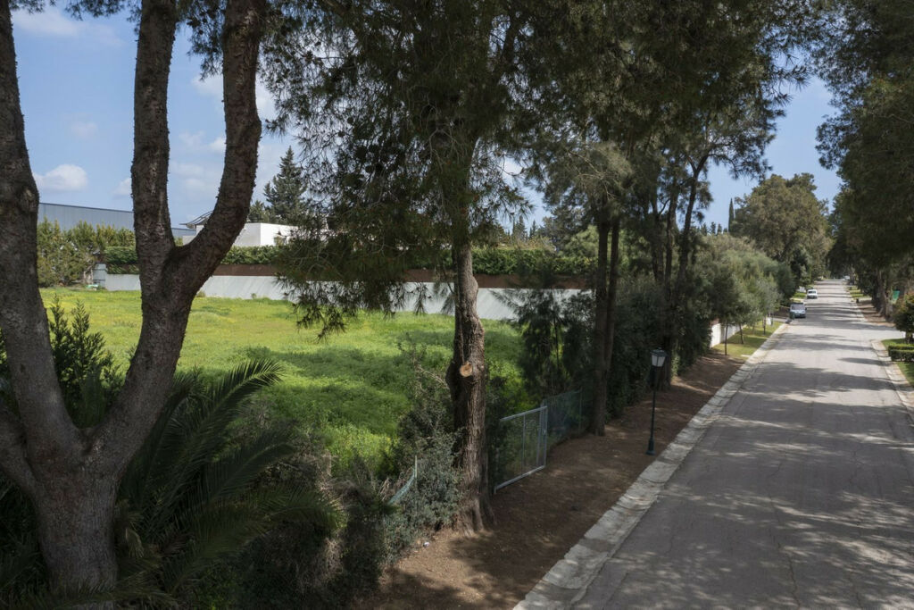 Residential Plot Sotogrande Cádiz - image 3