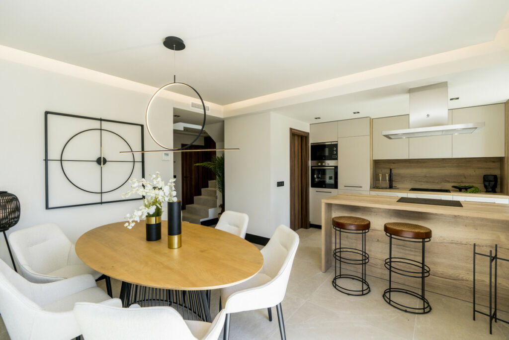 Top Floor Apartment Nueva Andalucía Málaga - image 30