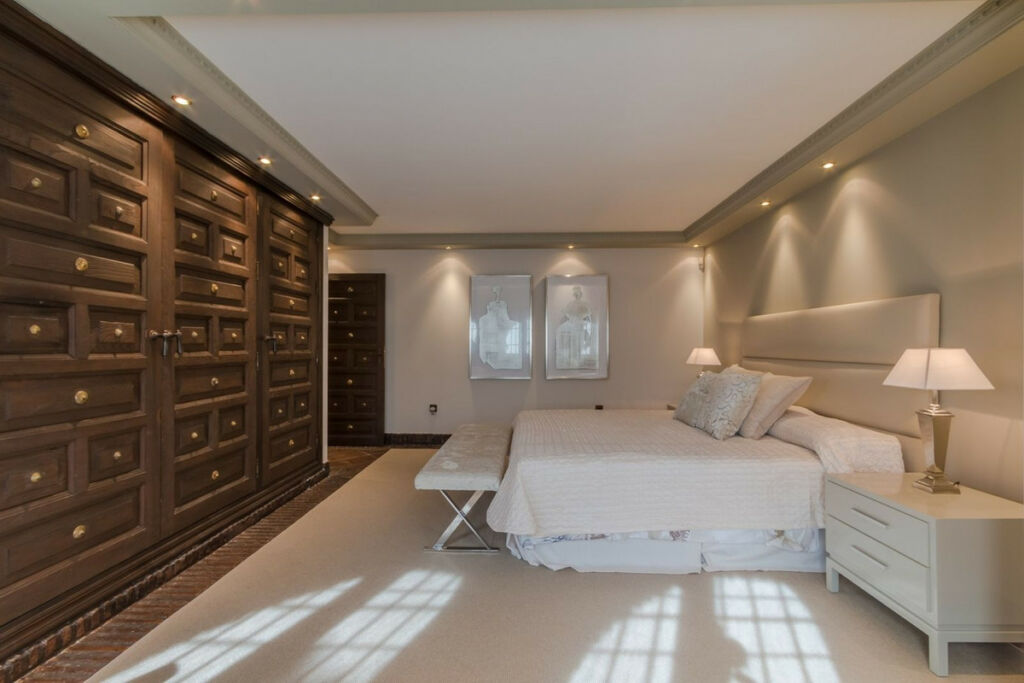 Detached Villa Costabella Málaga - image 30