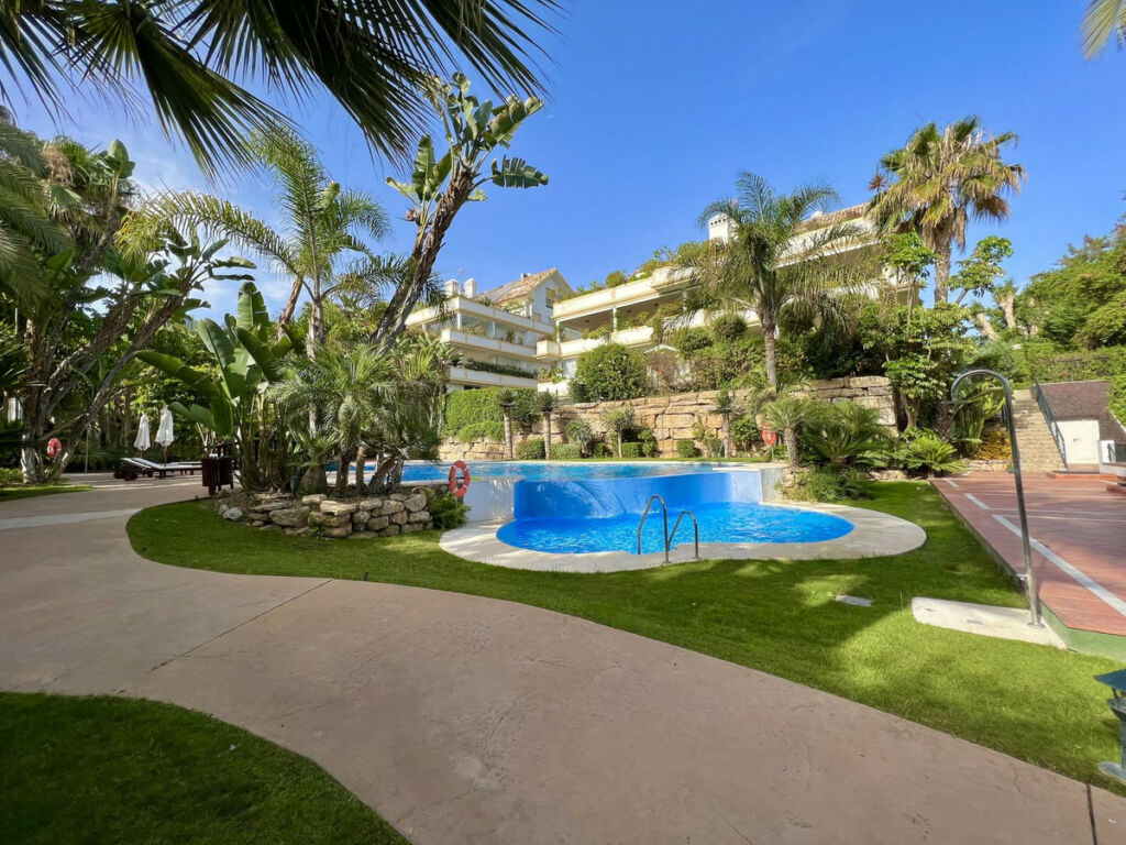 Ground Floor Apartment The Golden Mile Málaga - image 30