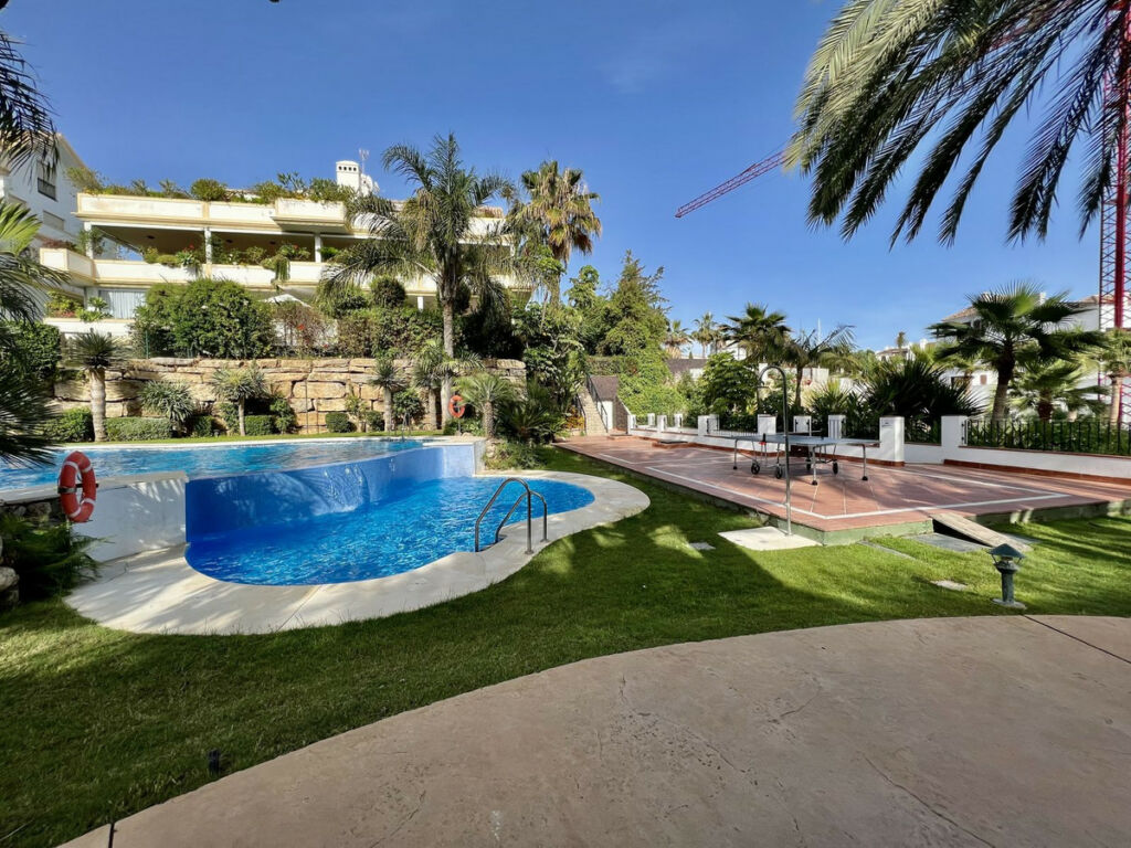 Ground Floor Apartment The Golden Mile Málaga - image 31