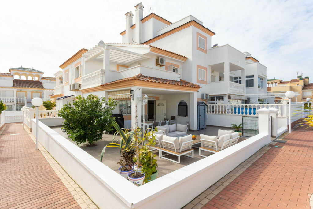 Townhouse Orihuela Costa Alicante - image 31