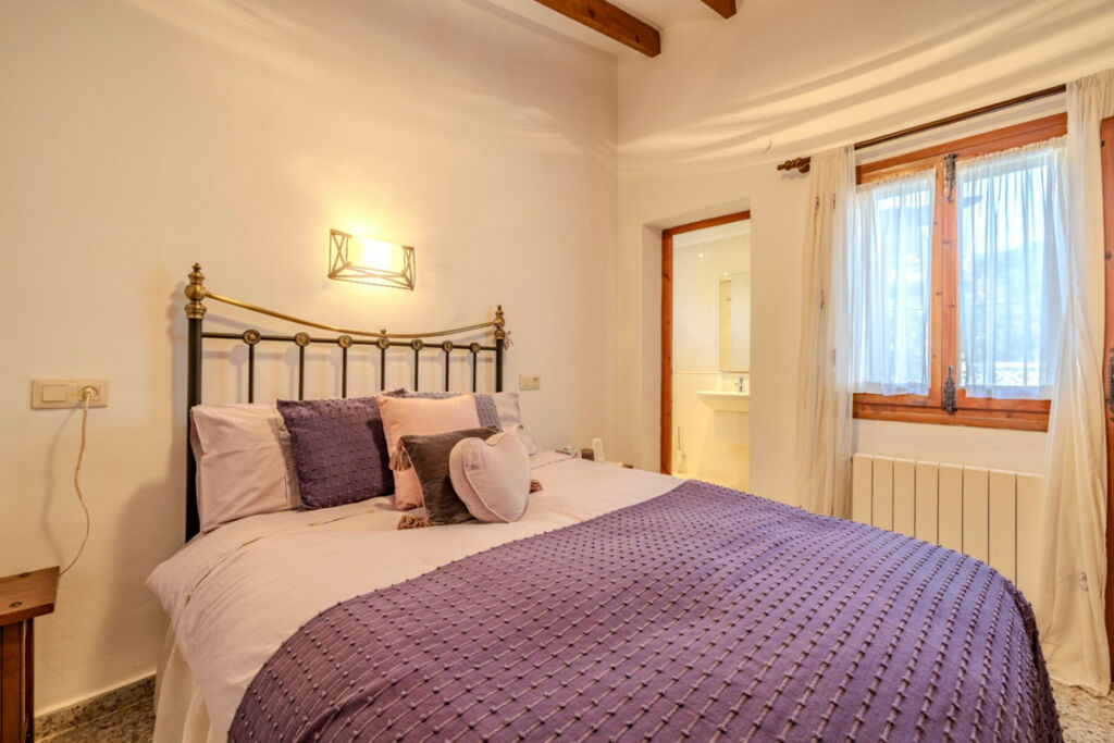 Detached Villa Moraira Alicante - image 32
