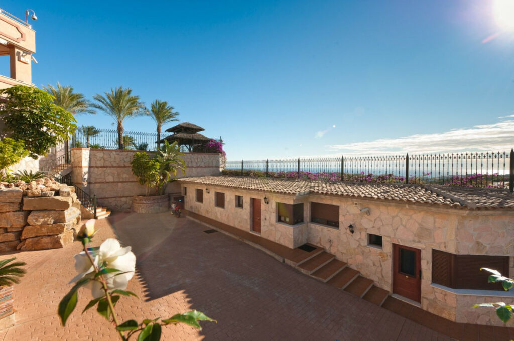 Detached Villa La Cala de Mijas Málaga - image 30