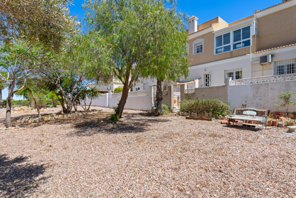 Townhouse Benijofar Alicante - image 32