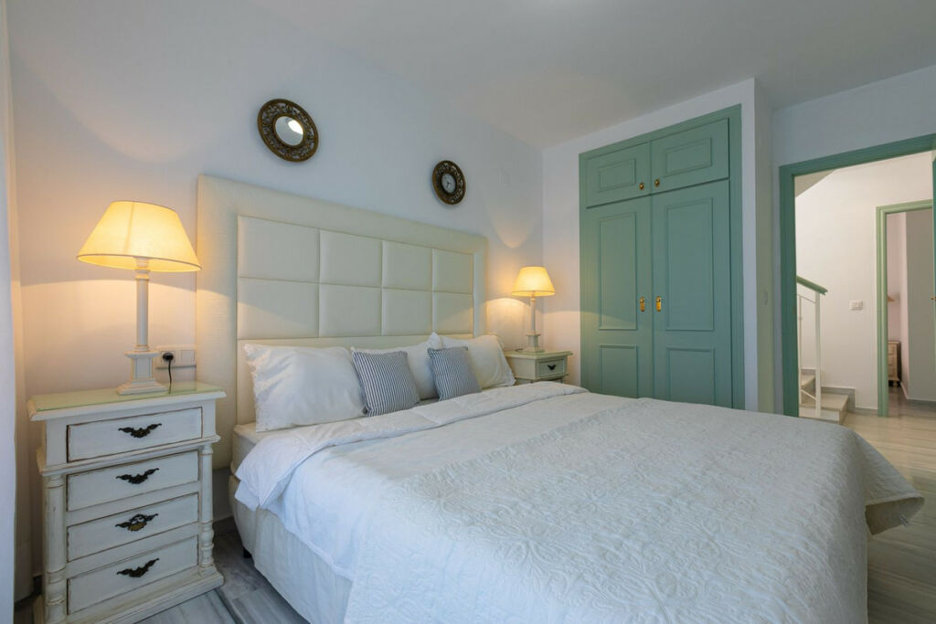 Semi-Detached House Costabella Málaga - image 32