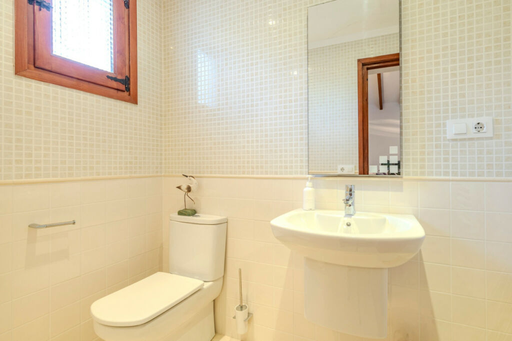 Detached Villa Moraira Alicante - image 33