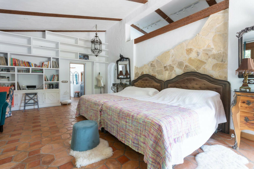 Detached Villa Guadalmina Baja Málaga - image 34