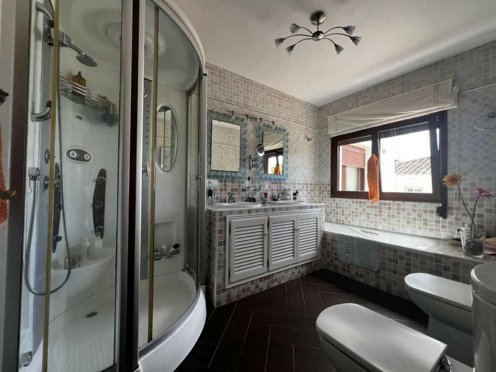 Detached Villa La Capellania Málaga - image 34