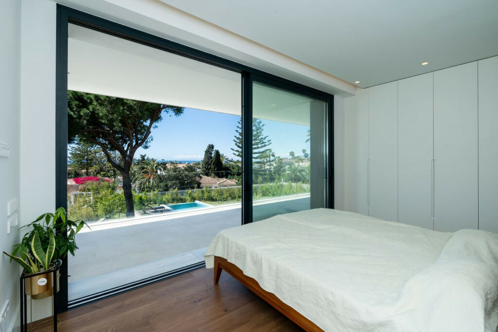 Detached Villa Marbesa Málaga - image 33