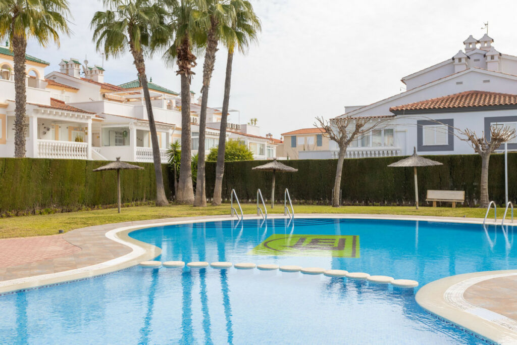 Townhouse Orihuela Costa Alicante - image 35