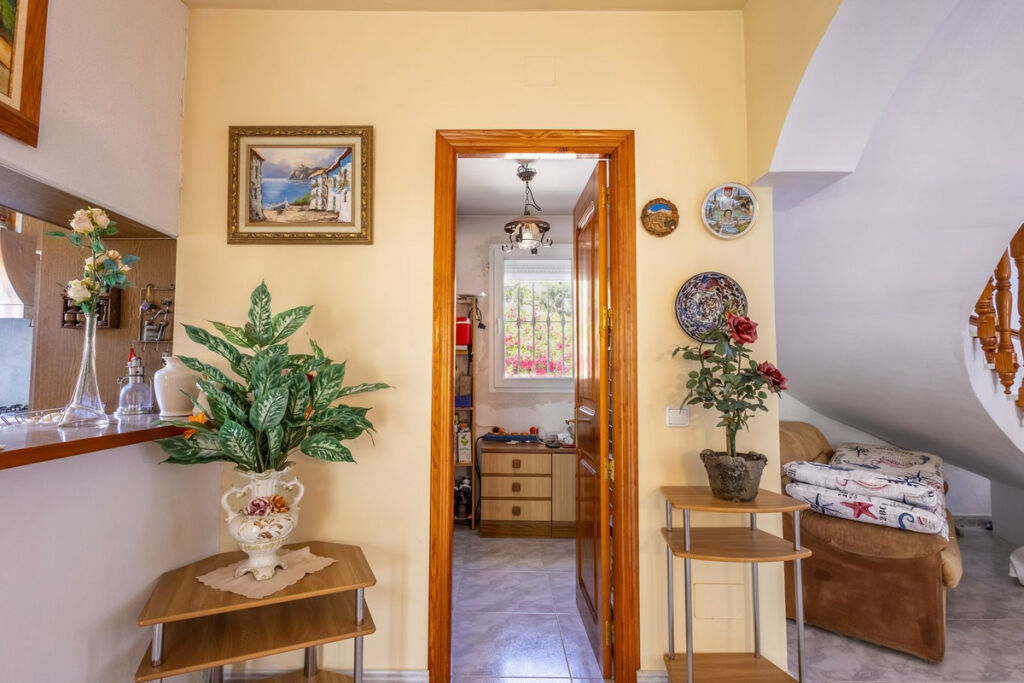 Detached Villa Alhaurín el Grande Málaga - image 33