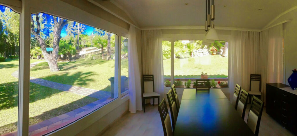 Detached Villa Elviria Málaga - image 33